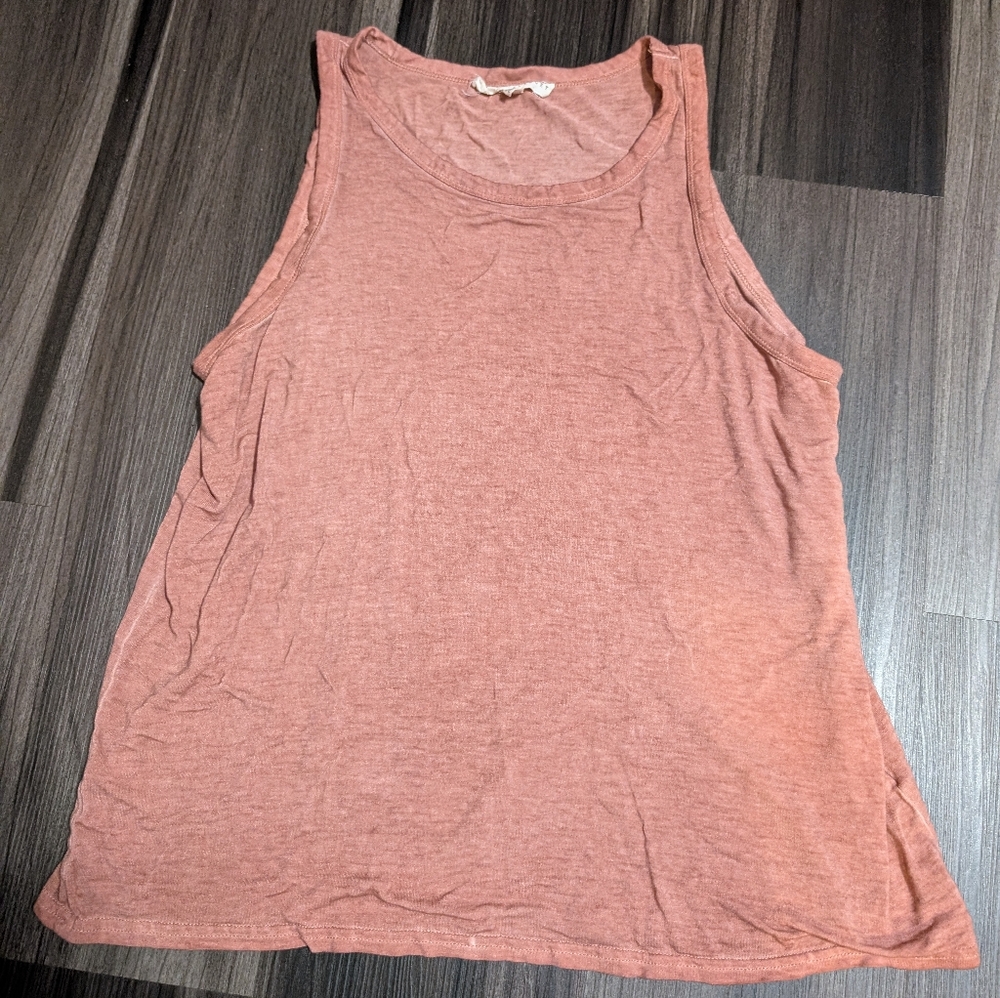 Women's Sleeveless Top in Rose
